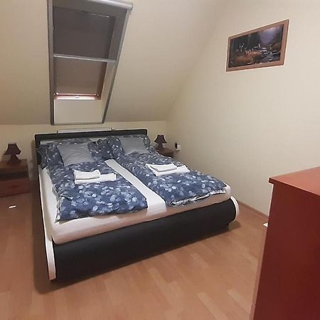 Elizabet Apartman A Belvarosban Szarvas Ngoại thất bức ảnh